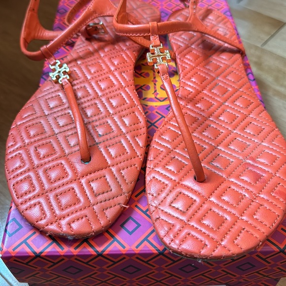 Tory Burch sandals - Picture 2 of 4